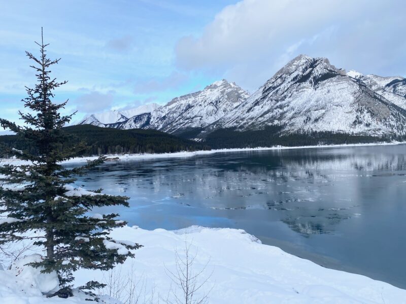 Lake Minnewanka, Alberta. Image © PlanetSKI